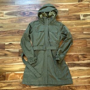 REI Women’s M Rain Coat